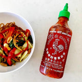 Tương Ớt Sriracha HUY FONG Không Đường Ít Calo (Eat clean, keto, ăn kiêng, tiểu đường)